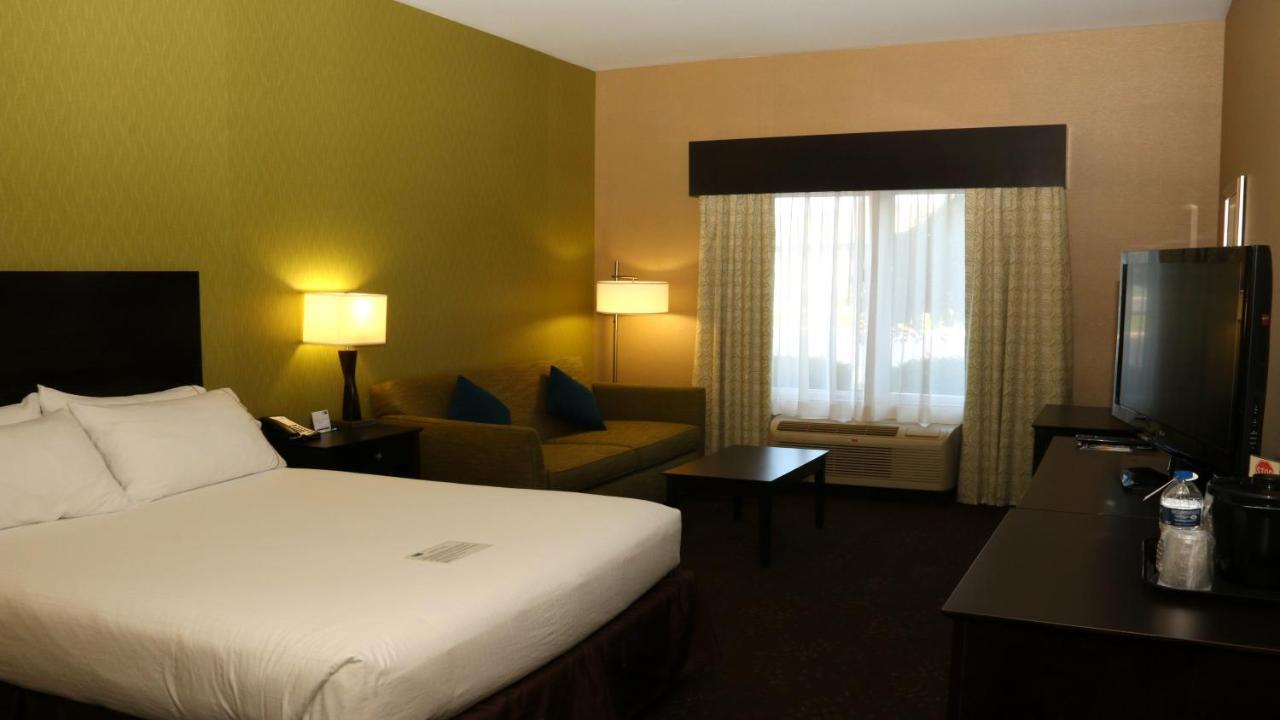 Hotel Express & By Ihg
