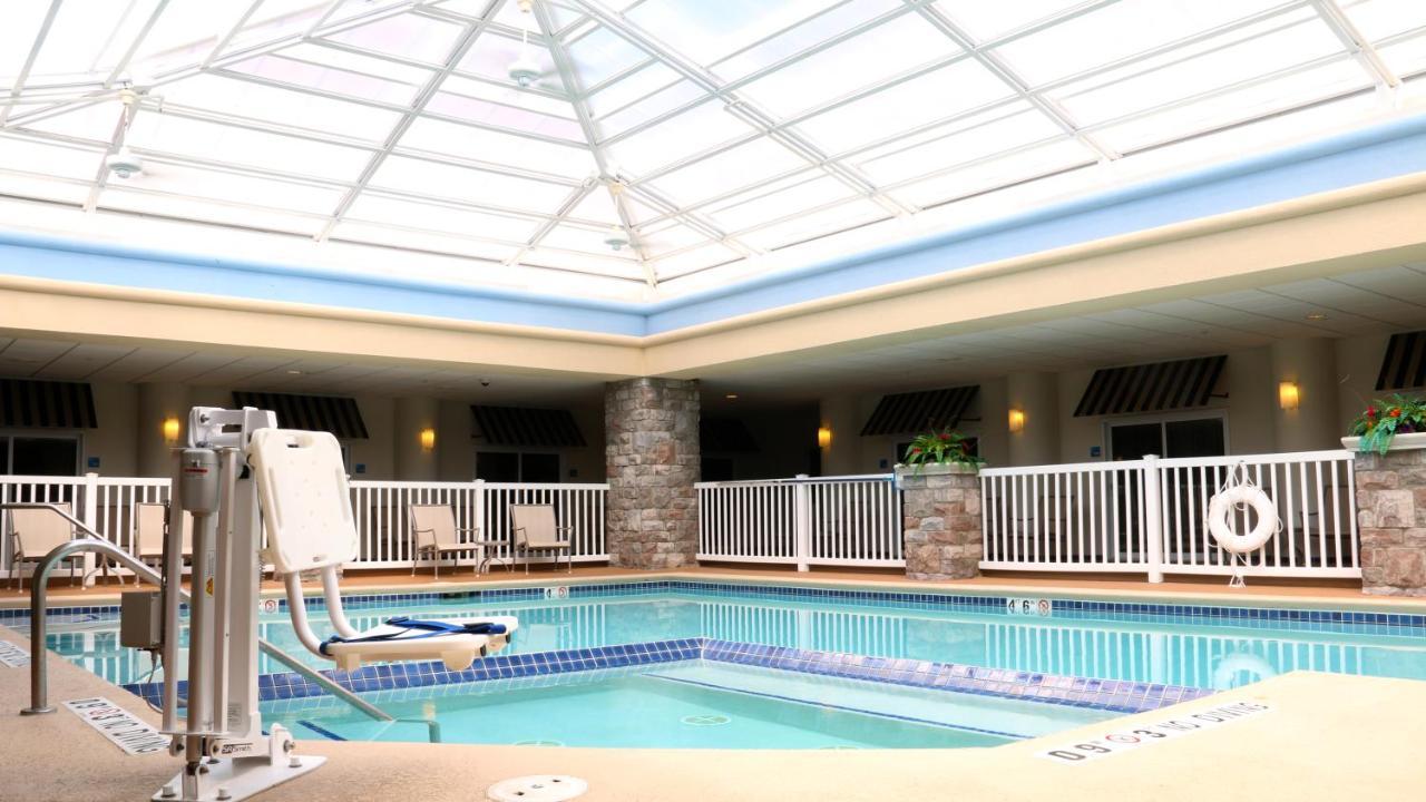 Hotel Express & By Ihg 3*