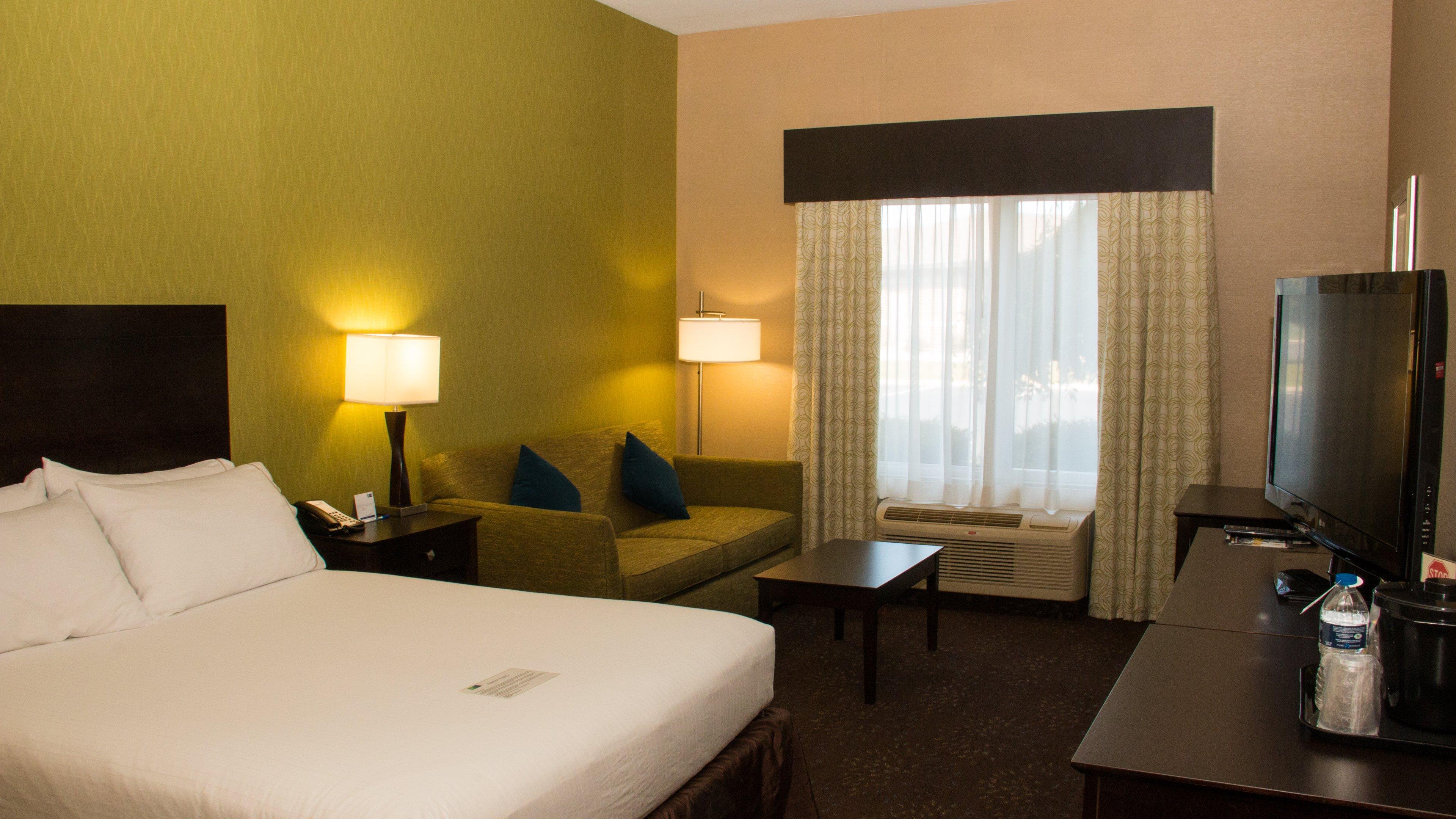 Express & By Ihg 3*